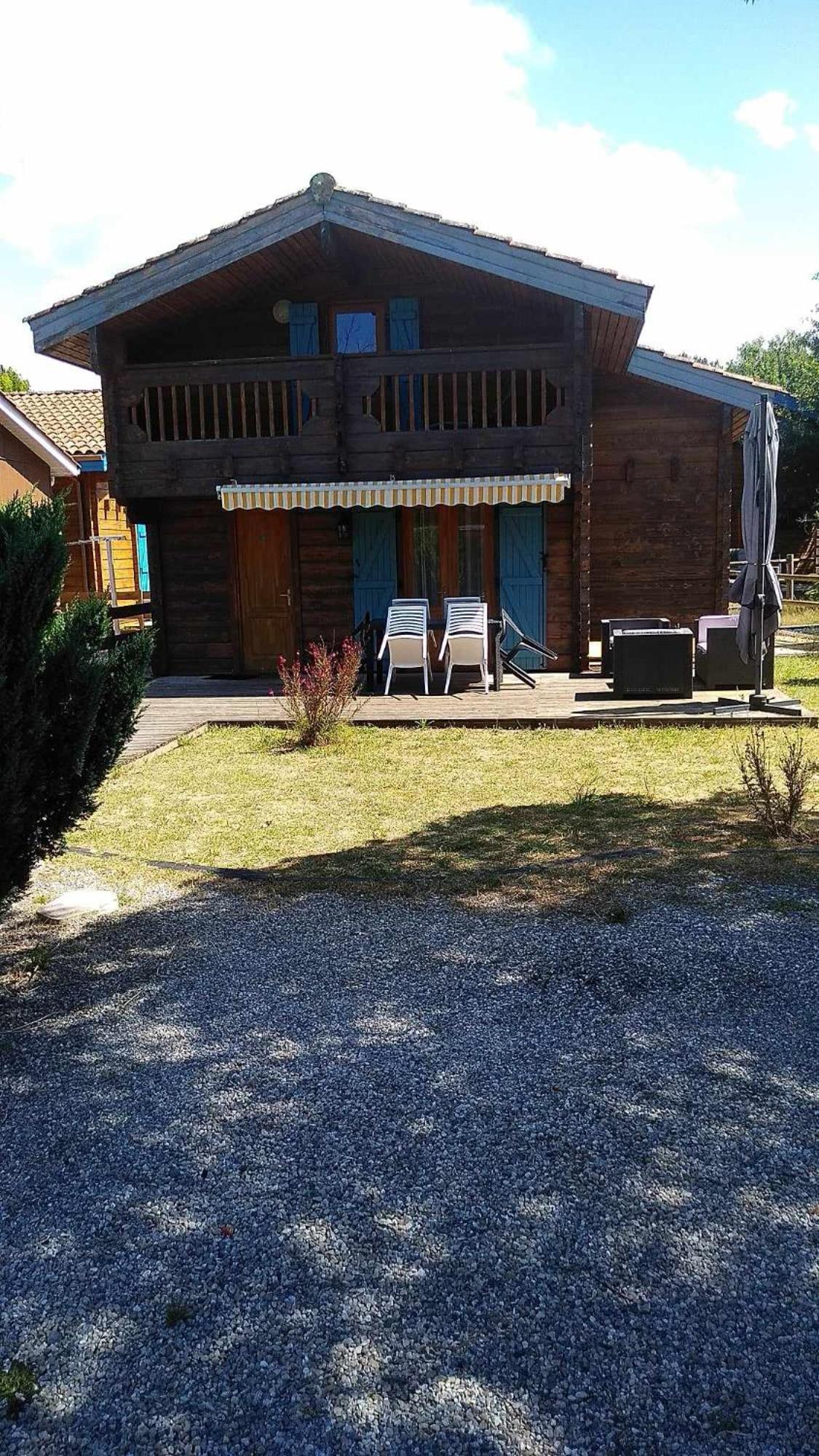 Loue Chalet Bias  Extérieur photo